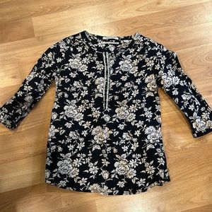 Cotton blouse with beaded detail